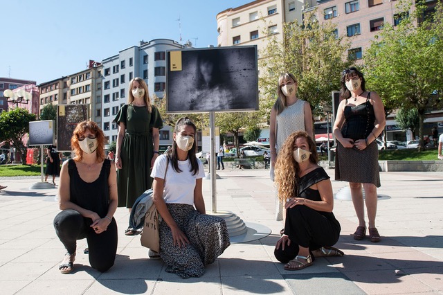 CFC Cursos de Fotografía Básico y Avanzado - Exposisión BAFFEST - Imagen -7
